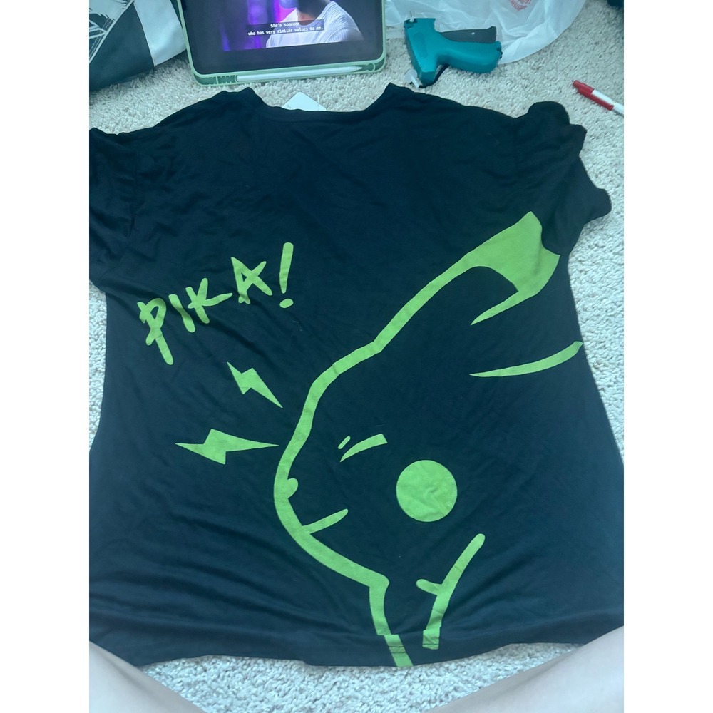 Pikachu Pokemon Graphic Tee Black Pocket Shirt Anime Gamer Soft Large